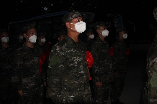 新兵出发前集结